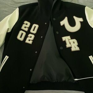 Never worn true religion